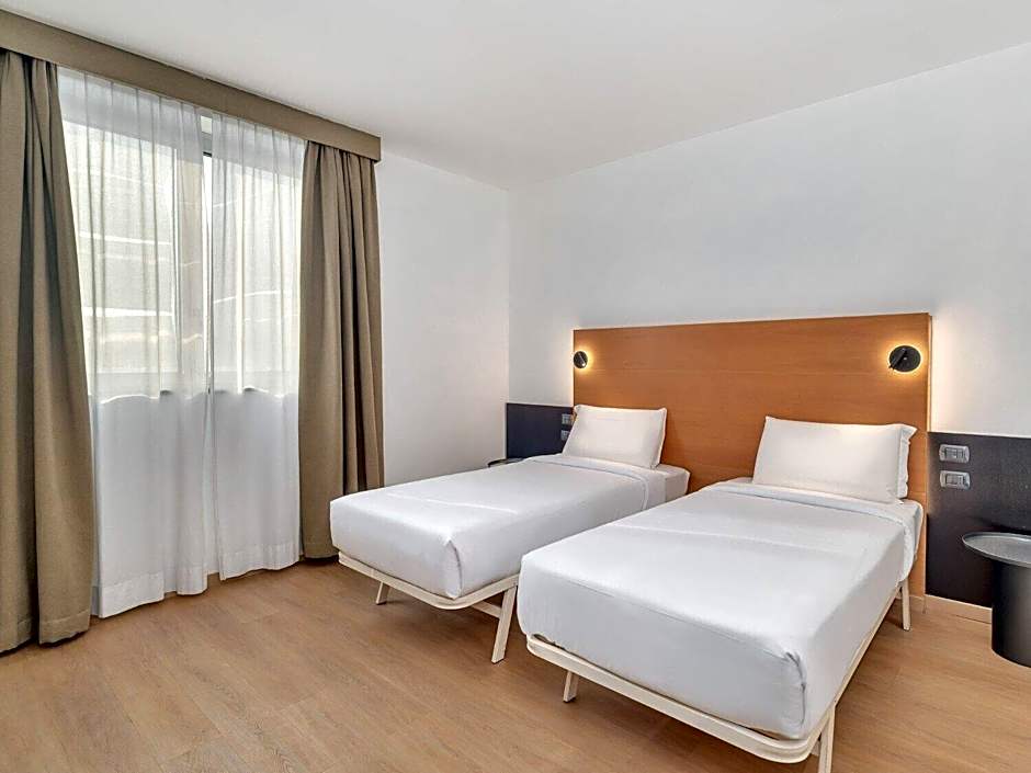 B&B HOTEL Milano Cologno Studios