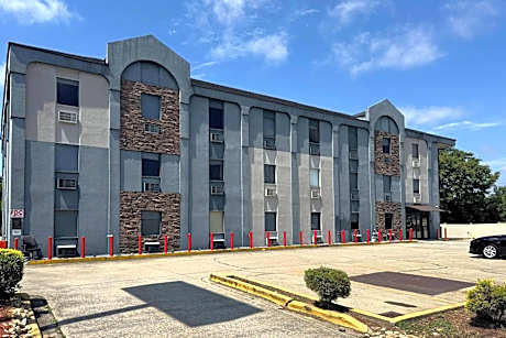 Gallus Stadium Park Inn, an Ascend Collection Hotel