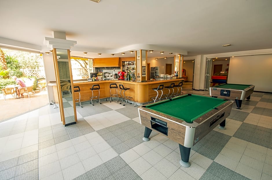 Azuline Hotel Bahamas