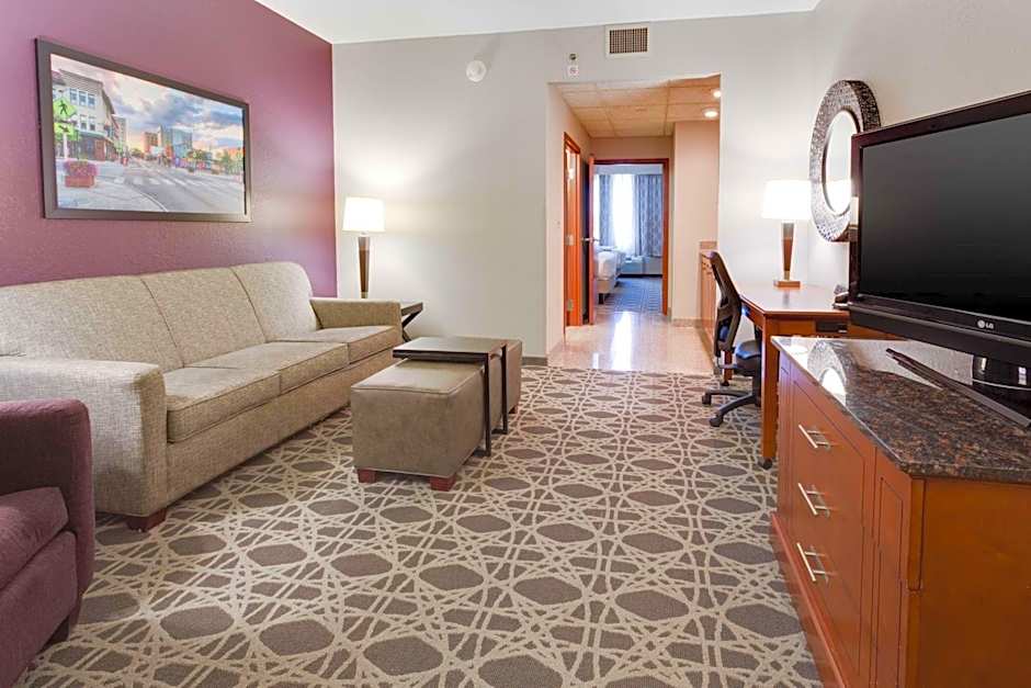 Drury Inn & Suites Middletown