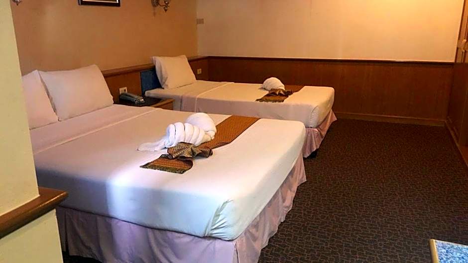 Merlin Grand Hotel