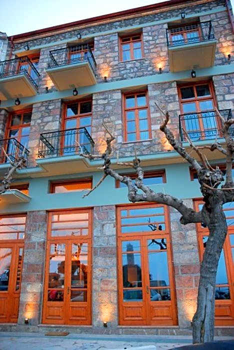 Photo 1 of 35 of Hotel Parnassos