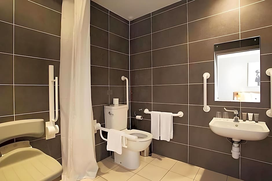 Britannia Study Hotel