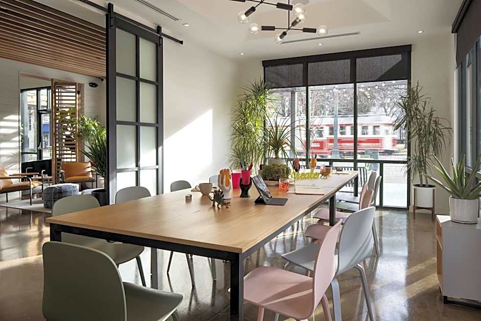 Moxy Memphis Downtown