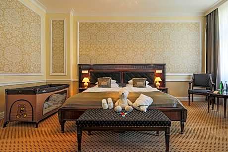 Deluxe Double Room with Wellness Access
