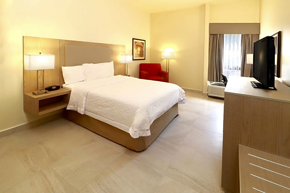 Hampton Inn By Hilton Monterrey-Airport