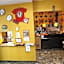 Sunflower City Student Hostel & Bar