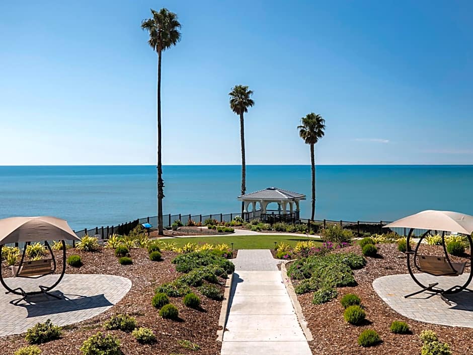 Shore Cliff Hotel