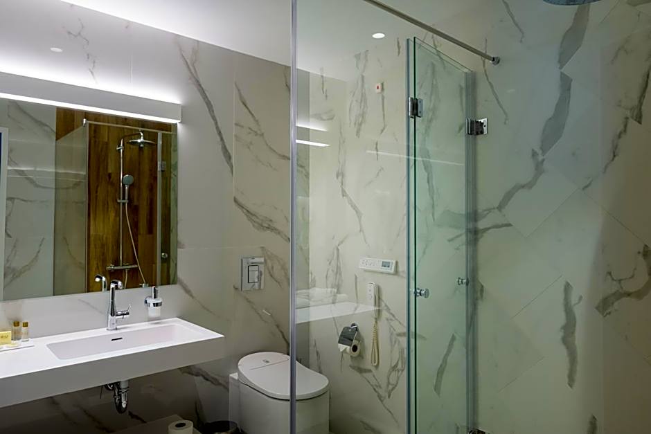 Astoria Hotel All Inclusive- Private Beach & Beach Club