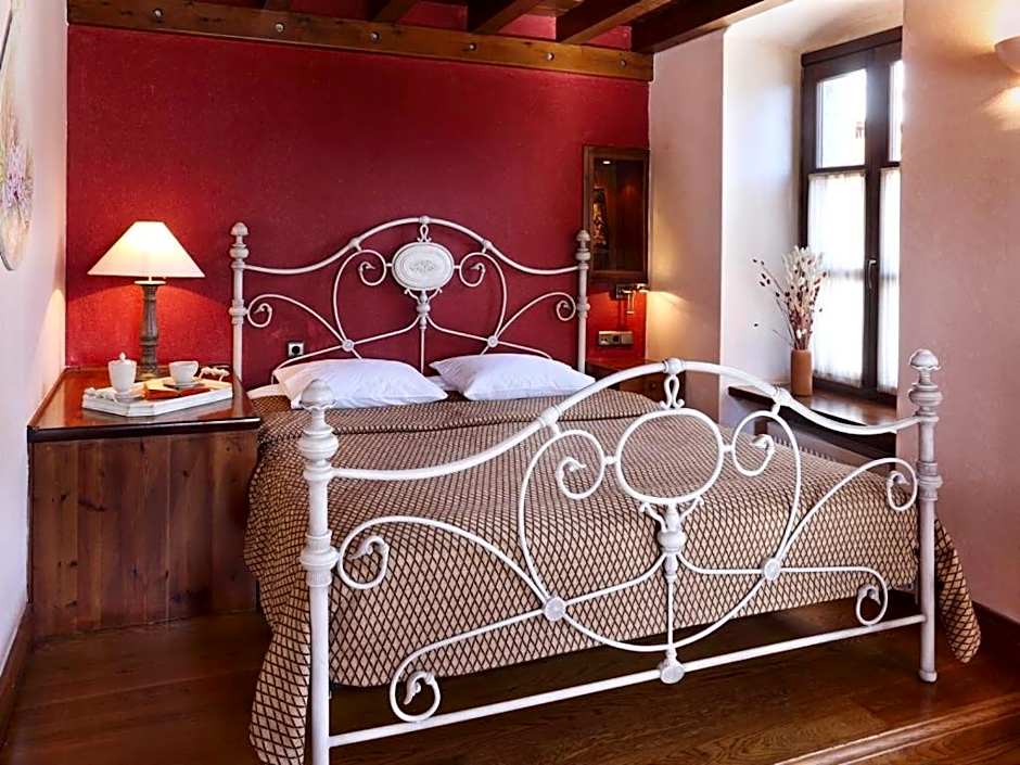 Lousiou Nymphes escape suites