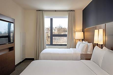 One-Bedroom Suite with Two Queen Beds and Sofa Bed