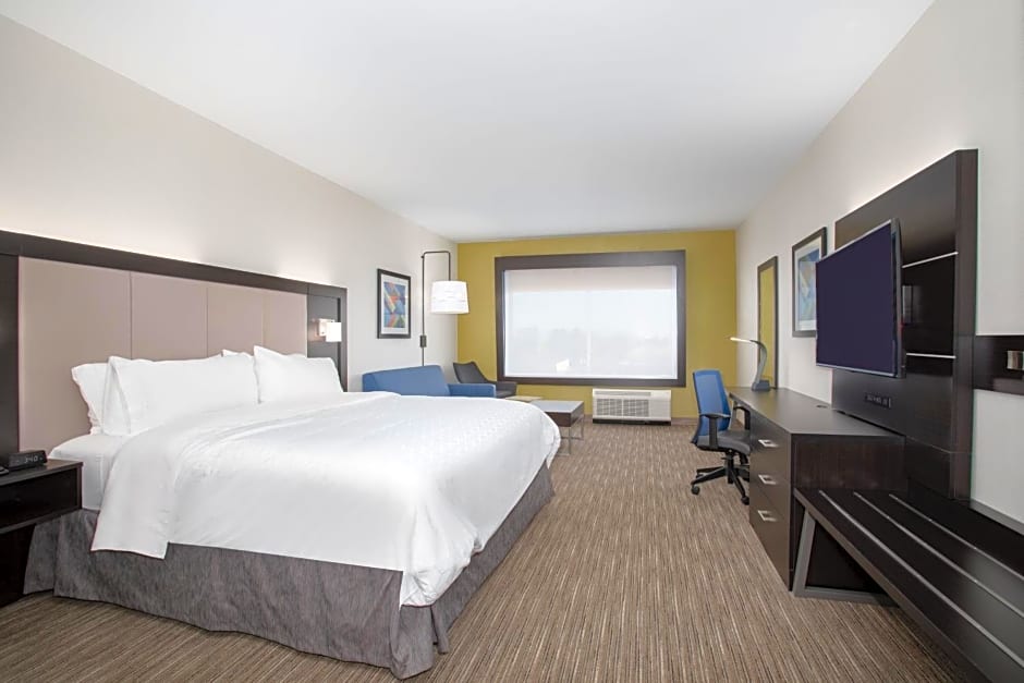 Holiday Inn Express And Suites Ely By IHG