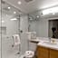 Ski inSki out - Steam shower - Roof top Hot tub- Air Conditioning