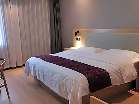 GTI - Business 1 Bed Room, 1.8M Bed