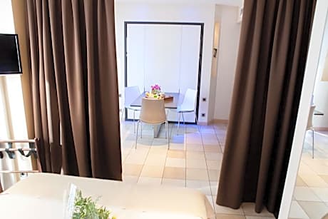 Superior Family Room