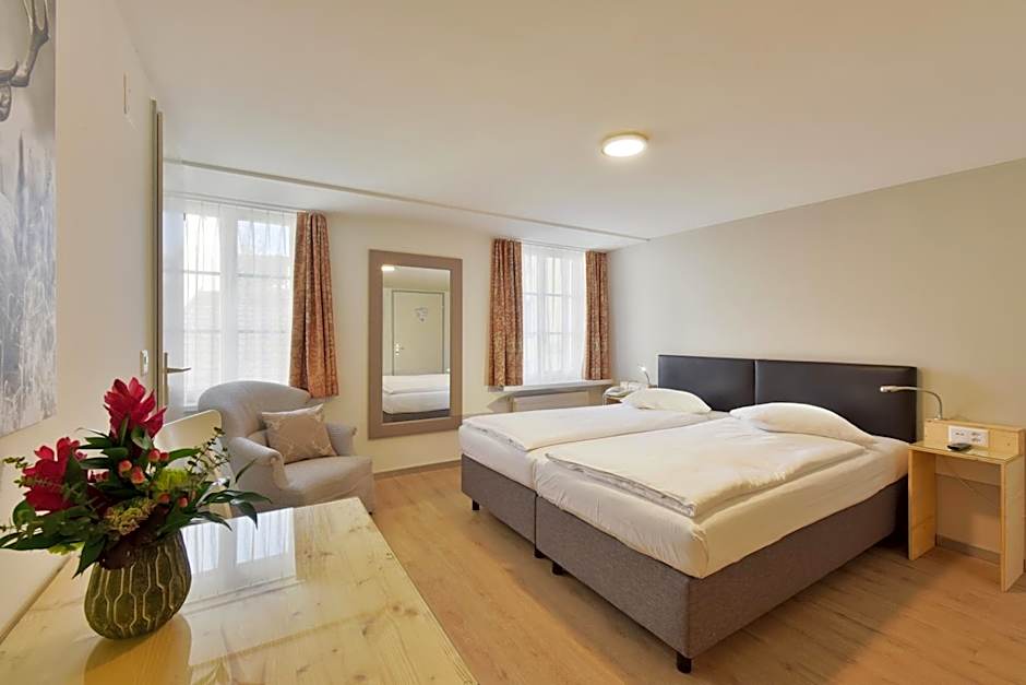 Hotel Hirschen & Weinschenke