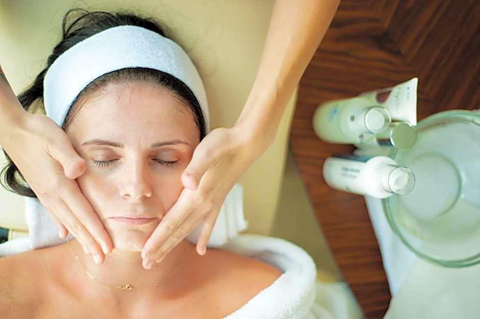 Hotel Atut w Licheniu