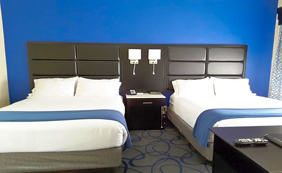 Holiday Inn Express Hotel & Suites Lawrenceville By IHG