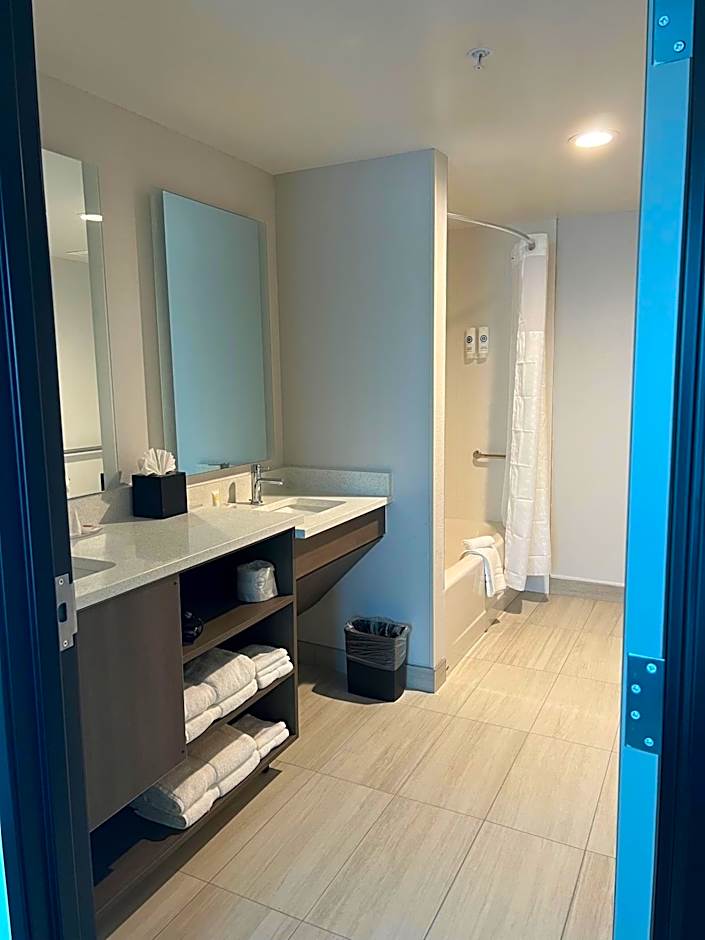 Comfort Inn & Suites New Port Richey Downtown District