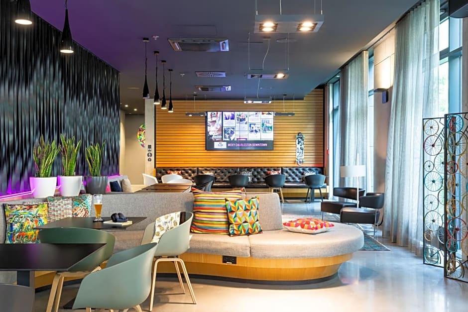 Moxy by Marriott Frankfurt Airport