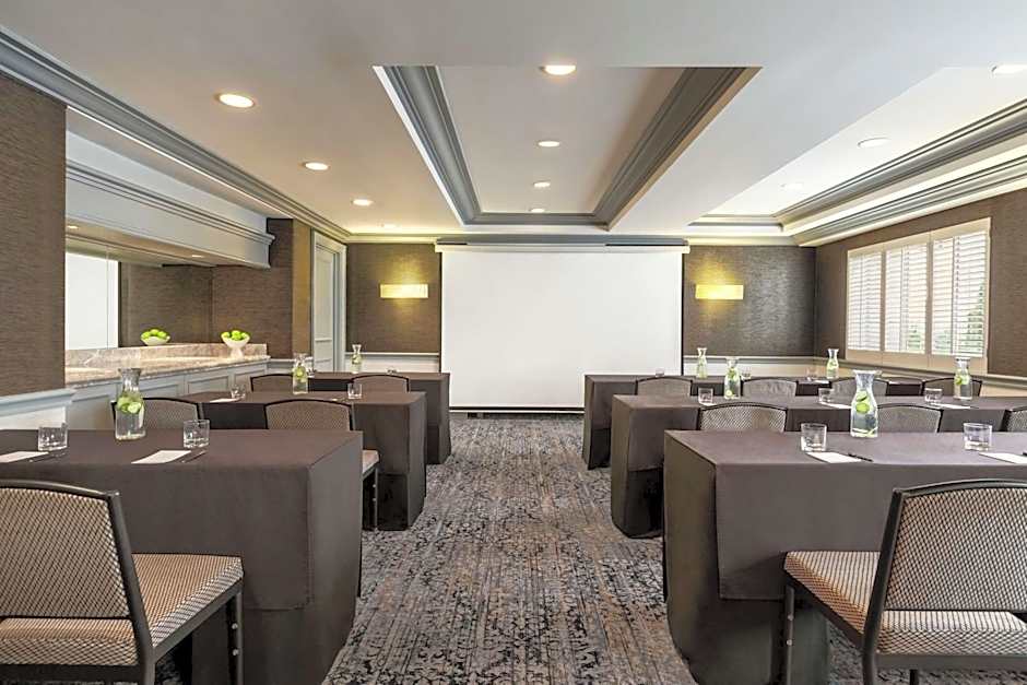 Hilton Checkers Los Angeles