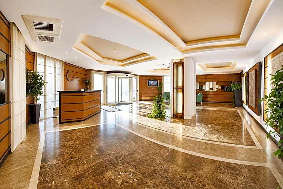 Monte Carlo Palace Suites