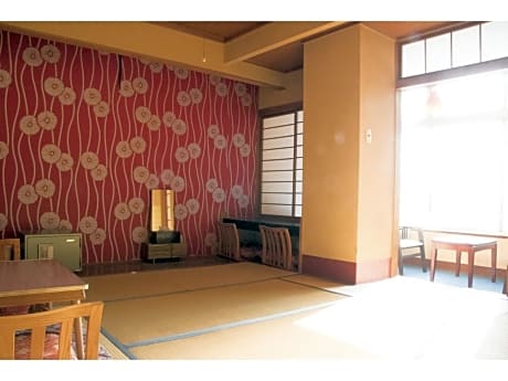 Japanese-Style Room