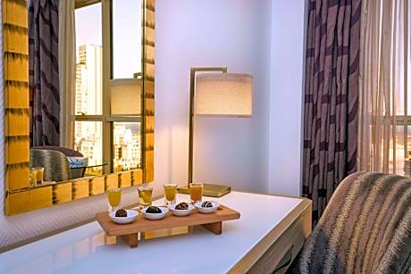 Sea View Room with Lounge Access - King Bed