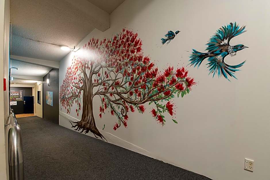 Rock Solid Backpackers Rotorua