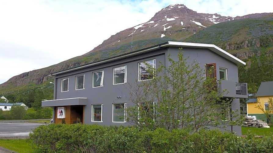 Seydisfjördur Guesthouse