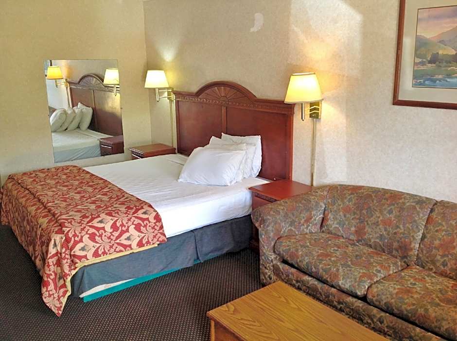 Photo 1 of 1 of 1 King Bed, Nonsmoking