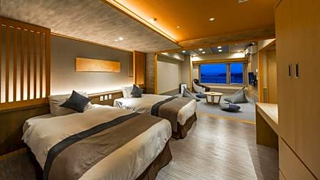 Deluxe Twin Room with Sea View