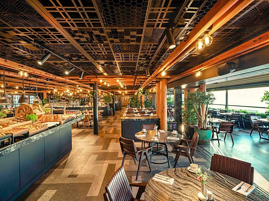 Novotel Istanbul Bosphorus