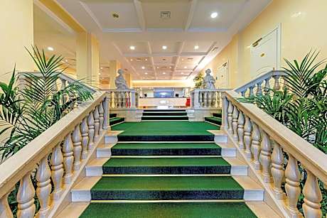 Ambassador Palace Hotel