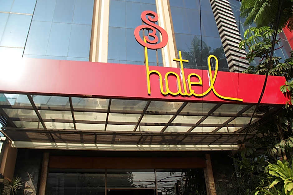 Hotel S3 Setrasari