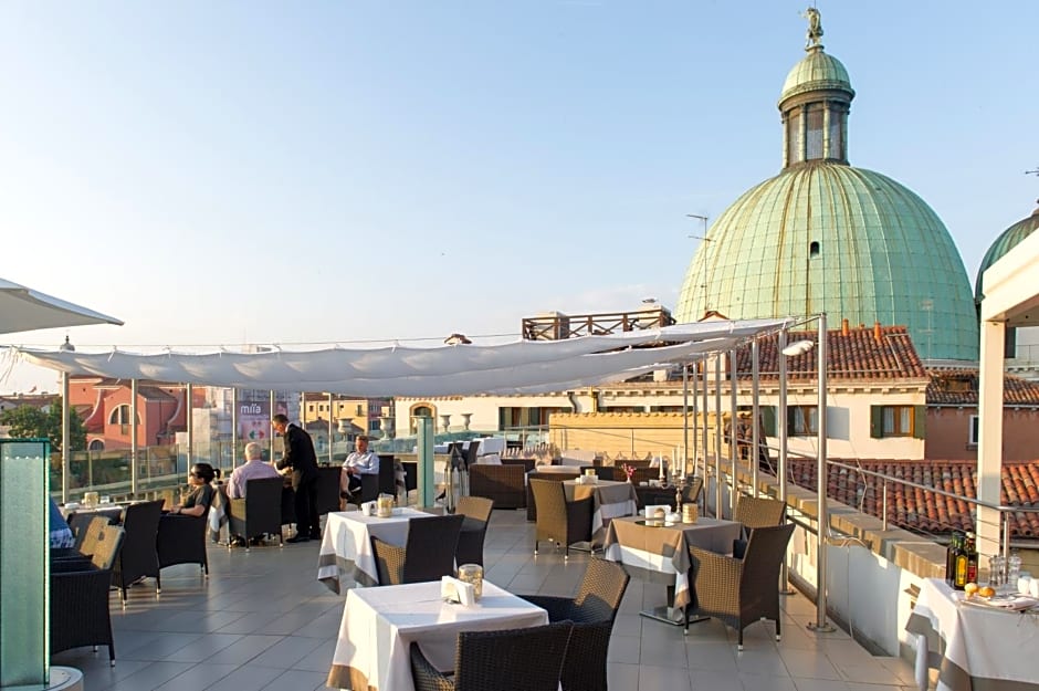 Hotel Carlton On The Grand Canal