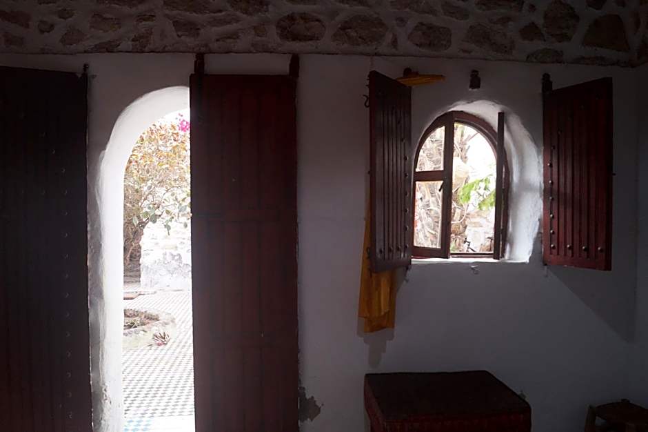 SIDI KaouKI PERLA