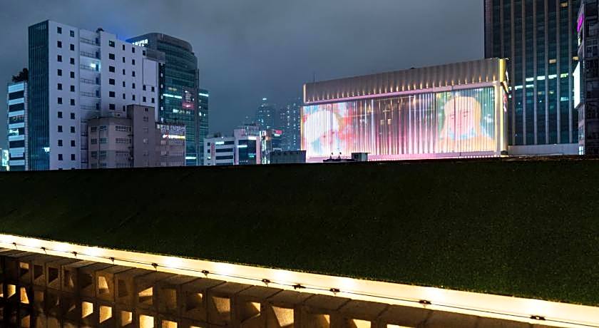 Lala Vianco Business Hotel