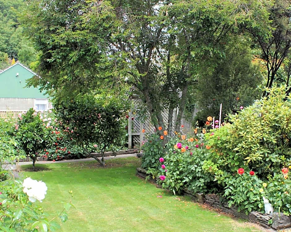 Annick House Bed and Breakfast