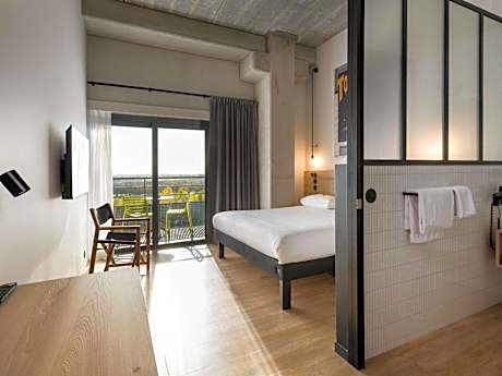 Comfort Double Room with Balcony