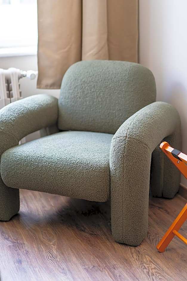 The Charming by Curt Suites