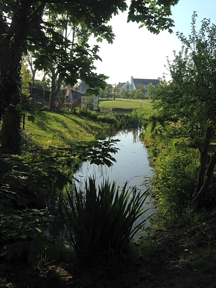 Vrijstaand Koetshuis Marron