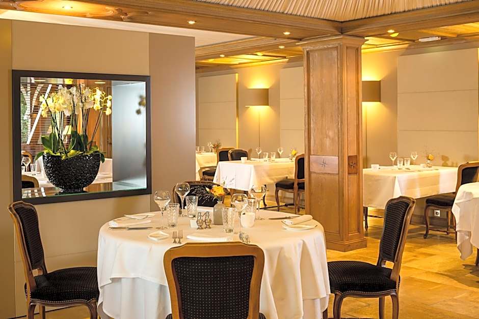 Logis Hotel Le Parc & Spa