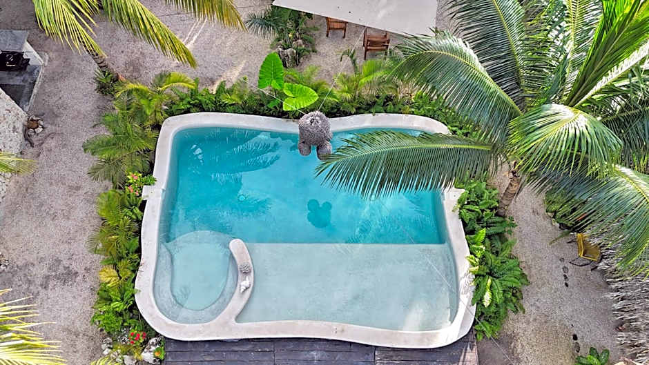 Maria Bonita Hotel & Restaurant El Cuyo by Spot Rentals