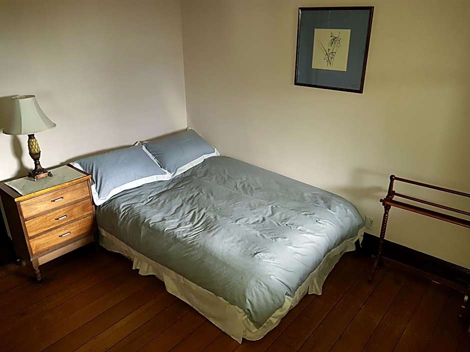 Holmhurst Guest House