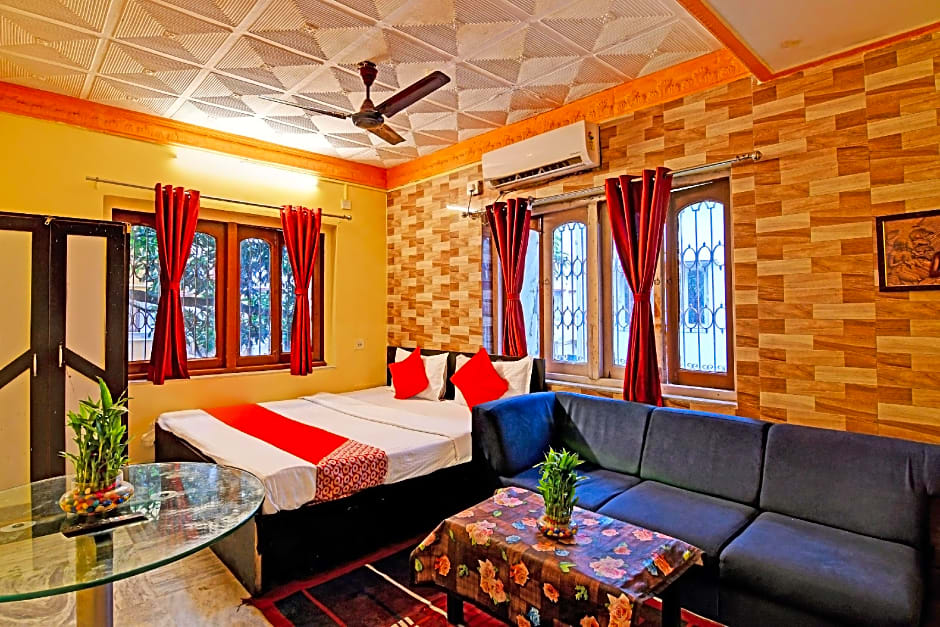 OYO Flagship Delight Hotel & Homes