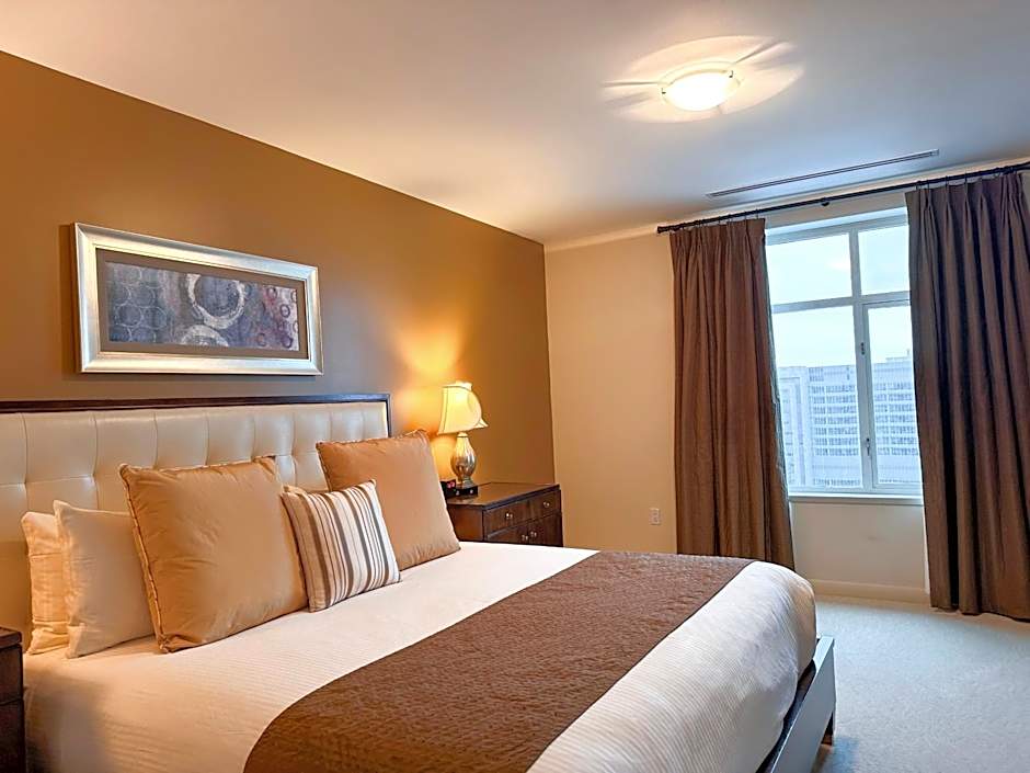 Broadway Plaza, Trademark Collection by Wyndham