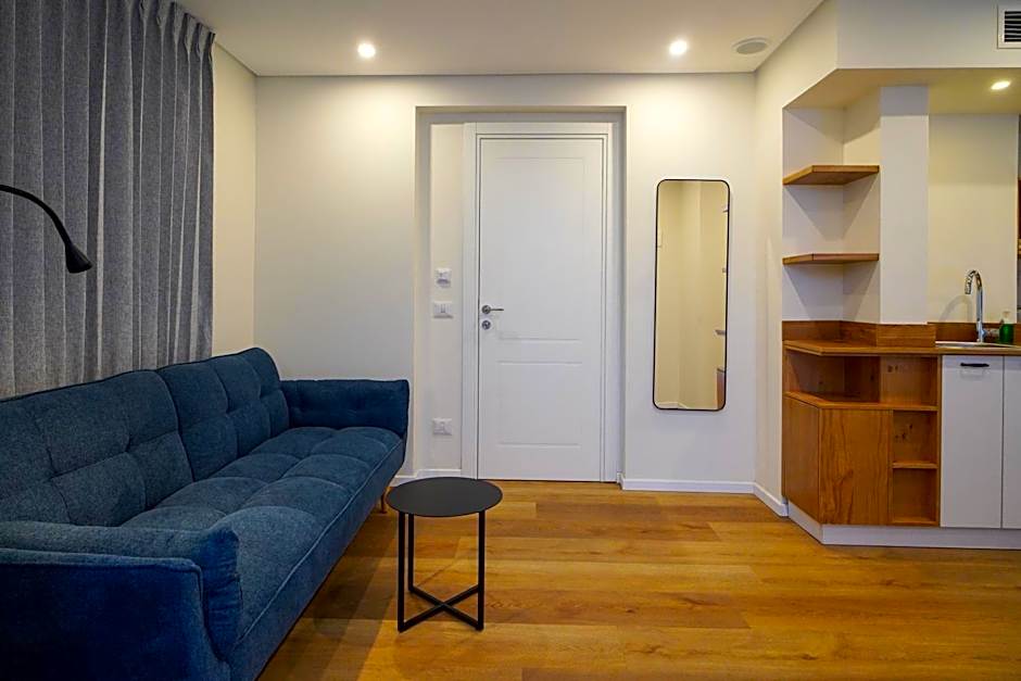 Urbanic Apartments