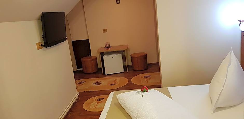 Complex Turistic Caprioara