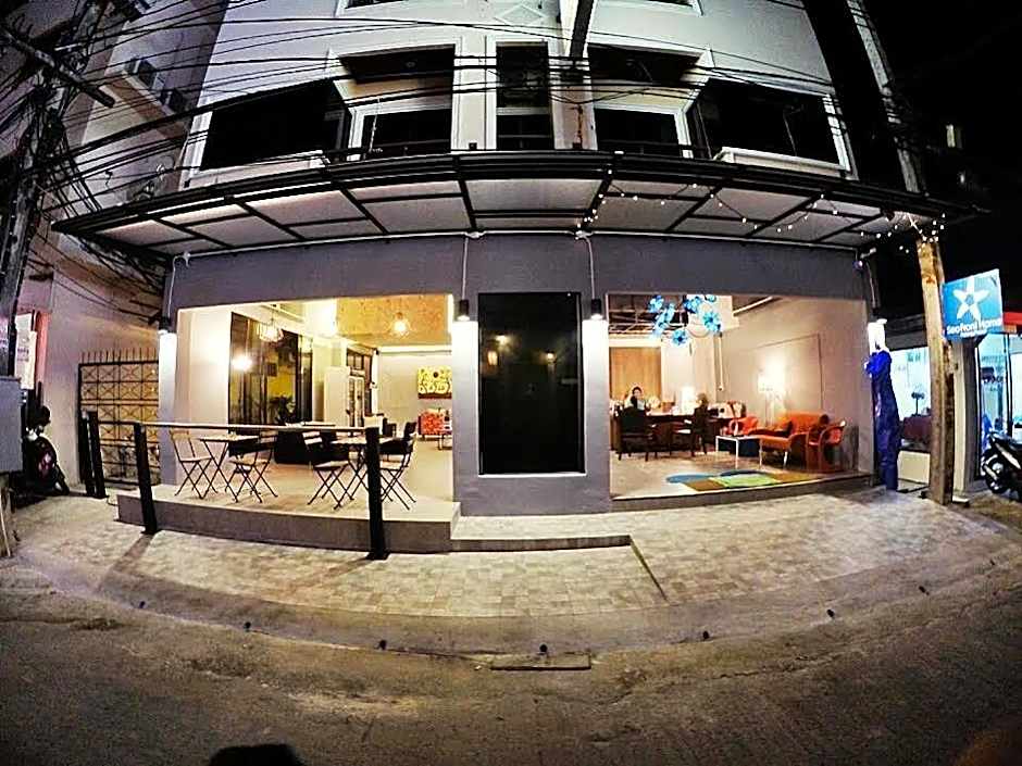 Sea Front Home Boutique - Patong Beach